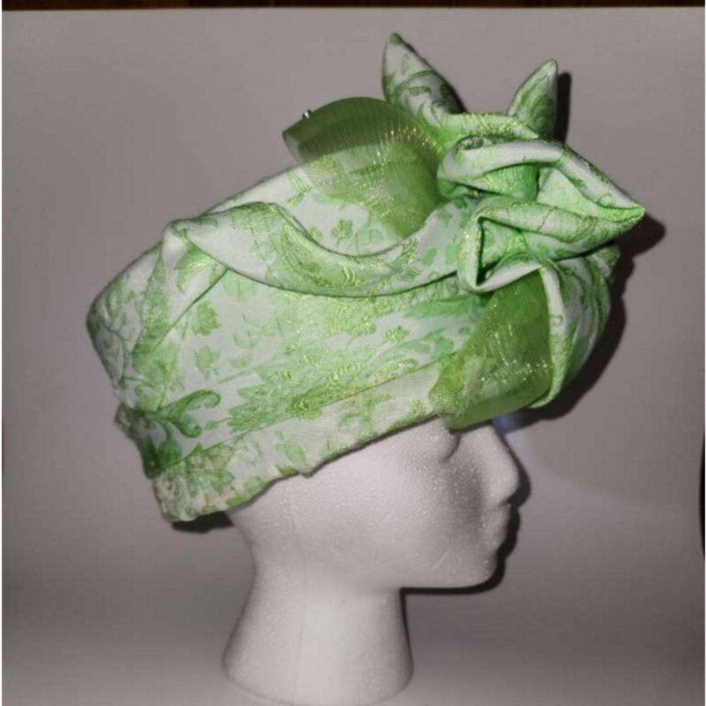 Women’s dress hat